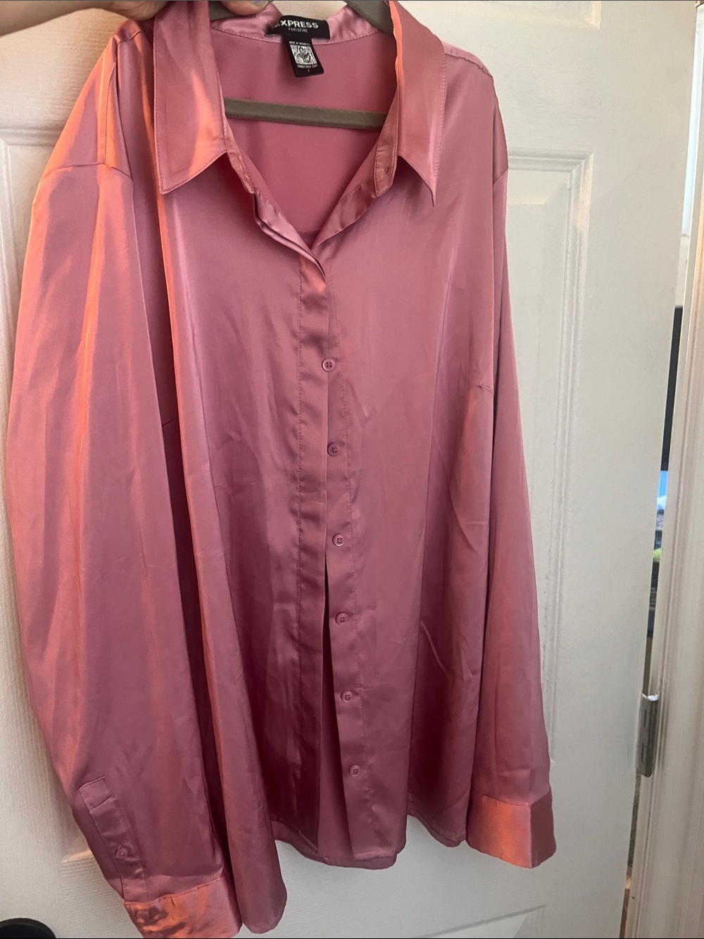 Express Satin Button-Down Blouse in Pink